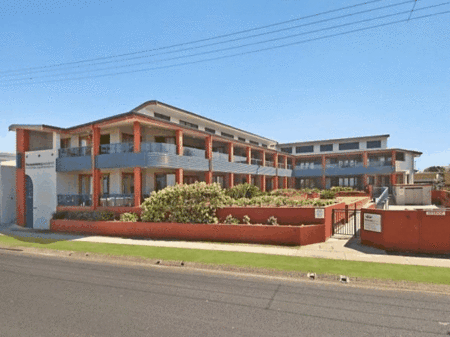Lennox Point Holiday Apartments - Coogee Beach Accommodation 0