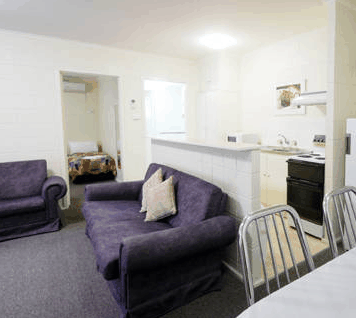 Adelaide Oakford Apartments - Coogee Beach Accommodation 2