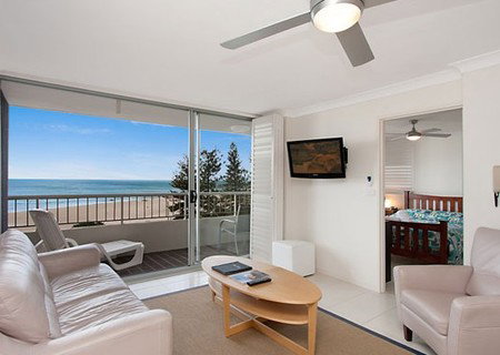 Eden Tower Holiday Apartments - Coogee Beach Accommodation 2