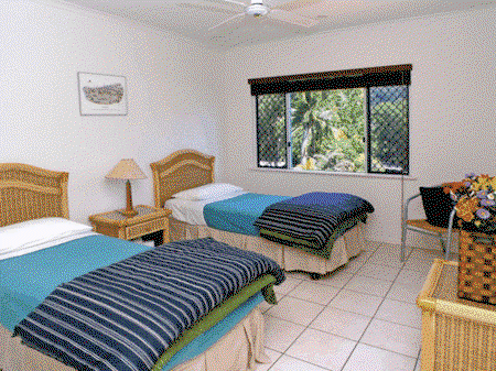 Coral Horizons Beachfront Apartments - Coogee Beach Accommodation 3