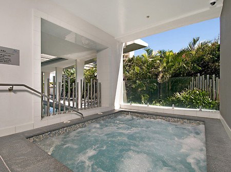 Artique Resort - Coogee Beach Accommodation 1