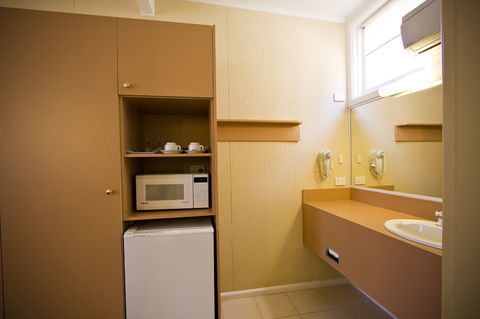 Parkville Motel - Coogee Beach Accommodation 5