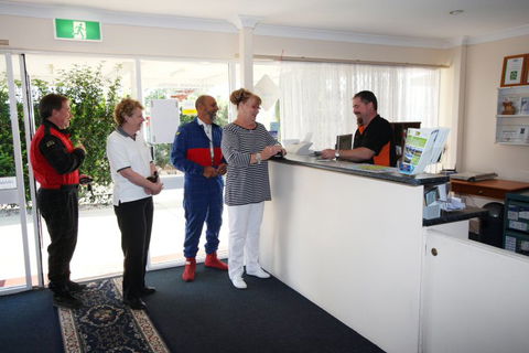 Alexander Motel - Coogee Beach Accommodation 1