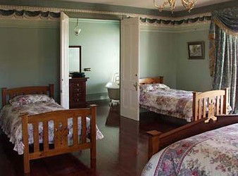Barcaldine House - Coogee Beach Accommodation 4