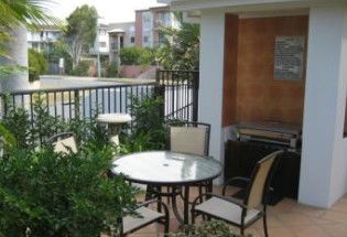 Shaz Maisons Beachside Holiday Apartments - Coogee Beach Accommodation 3