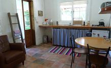 Kangadoo Cottage - Coogee Beach Accommodation 3