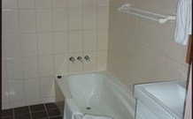 Blue Mountains Manor House - - Coogee Beach Accommodation 3