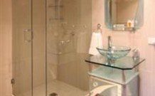Top Of The Range Retreat - Coogee Beach Accommodation 1