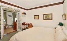Amelies - Coogee Beach Accommodation 1