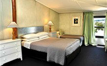 Blenheim Bliss - Coogee Beach Accommodation 0