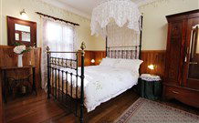 Jasper Cottage - Coogee Beach Accommodation 4