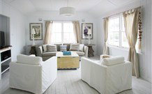Siver Cabin - Coogee Beach Accommodation 2