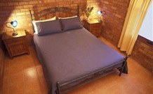 The Secret Garden Cottage - Coogee Beach Accommodation 1