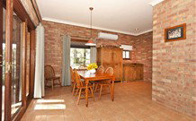 The Secret Garden Cottage - Coogee Beach Accommodation 4