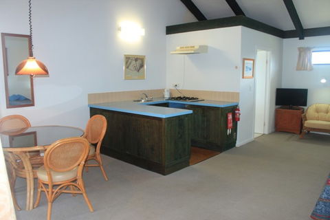 Nuffka Apartments - Norfolk Island - Coogee Beach Accommodation 1