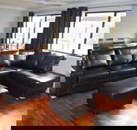 Ewetopia Farm - Coogee Beach Accommodation