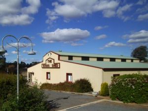Neville Siding - Coogee Beach Accommodation 0