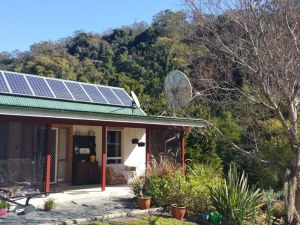 Copeland Cabins - Coogee Beach Accommodation 2