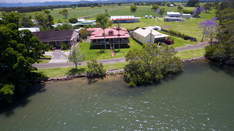 Cranford Waterfront Cottage - Coogee Beach Accommodation 17