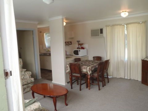 Bush Haven Cottages - Coogee Beach Accommodation 2