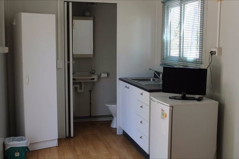 Corroboree Park Tavern - Coogee Beach Accommodation 9