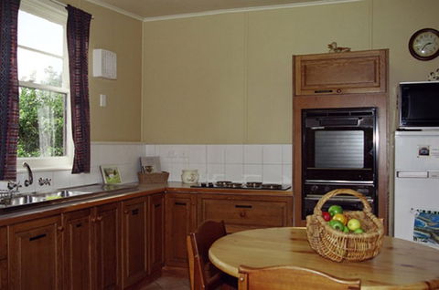 Foster YHA - Coogee Beach Accommodation 2