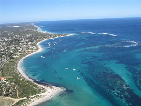 Lancelin YHA - Coogee Beach Accommodation 6