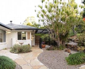 Horse Dog Holidays - Coogee Beach Accommodation 0