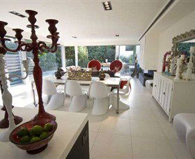 La Maison Pacifique - Coogee Beach Accommodation 1