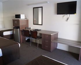 Coral Sands Motel Mackay - Coogee Beach Accommodation 2