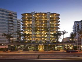 Sunshine Plaza QLD Coogee Beach Accommodation