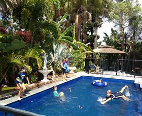 Coral Inn Yeppoon - Coogee Beach Accommodation 3