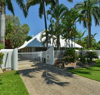 Serenity Port Douglas Luxury Beachfront - Coogee Beach Accommodation