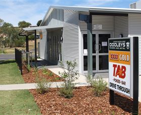 Dooleys Tavern And Motel Springsure - Coogee Beach Accommodation 3