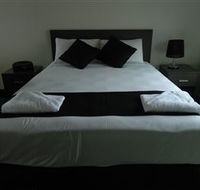 Dooleys Tavern and Motel Capella - Coogee Beach Accommodation
