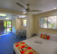 Alex Beach Cabins and Tourist Park - Coogee Beach Accommodation