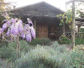 Barney Creek Vineyard Cottages - Coogee Beach Accommodation 1