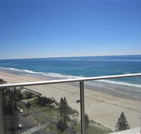 Hi Surf Beachfront Apartments - Coogee Beach Accommodation
