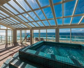 Beachfront Viscount - Coogee Beach Accommodation 3