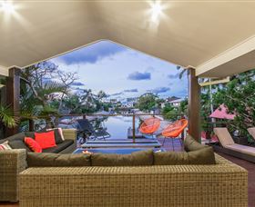 Laguna Bay At Vogue Holiday Homes - Coogee Beach Accommodation 0