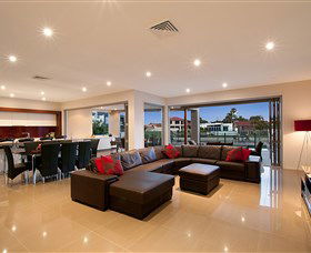 Xanadu Waterfront Elite Holiday Home - Coogee Beach Accommodation 0