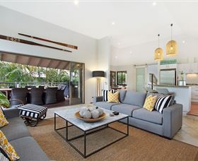 La Casa Sirena At Vogue Holiday Homes - Coogee Beach Accommodation 1