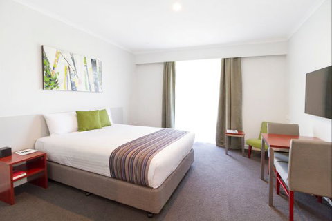 Abode Narrabundah - Coogee Beach Accommodation 2