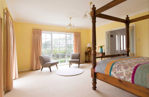 Ashgrove House: Farm Club Australia - Coogee Beach Accommodation 15