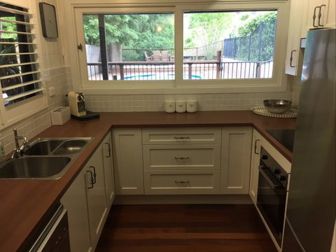Beluca Cottage - Coogee Beach Accommodation 2