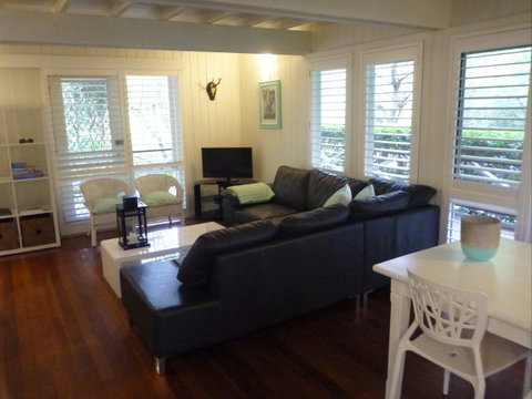 Beluca Cottage - Coogee Beach Accommodation 3