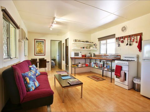 Berry Creek Bush Retreat - Coogee Beach Accommodation 4