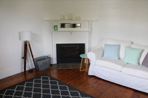 Dreamer's Cottage - Coogee Beach Accommodation 0