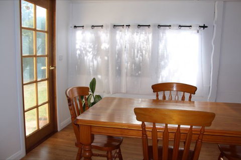 Dreamer's Cottage - Coogee Beach Accommodation 8