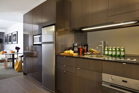 East Hotel + Apartments - Coogee Beach Accommodation 2